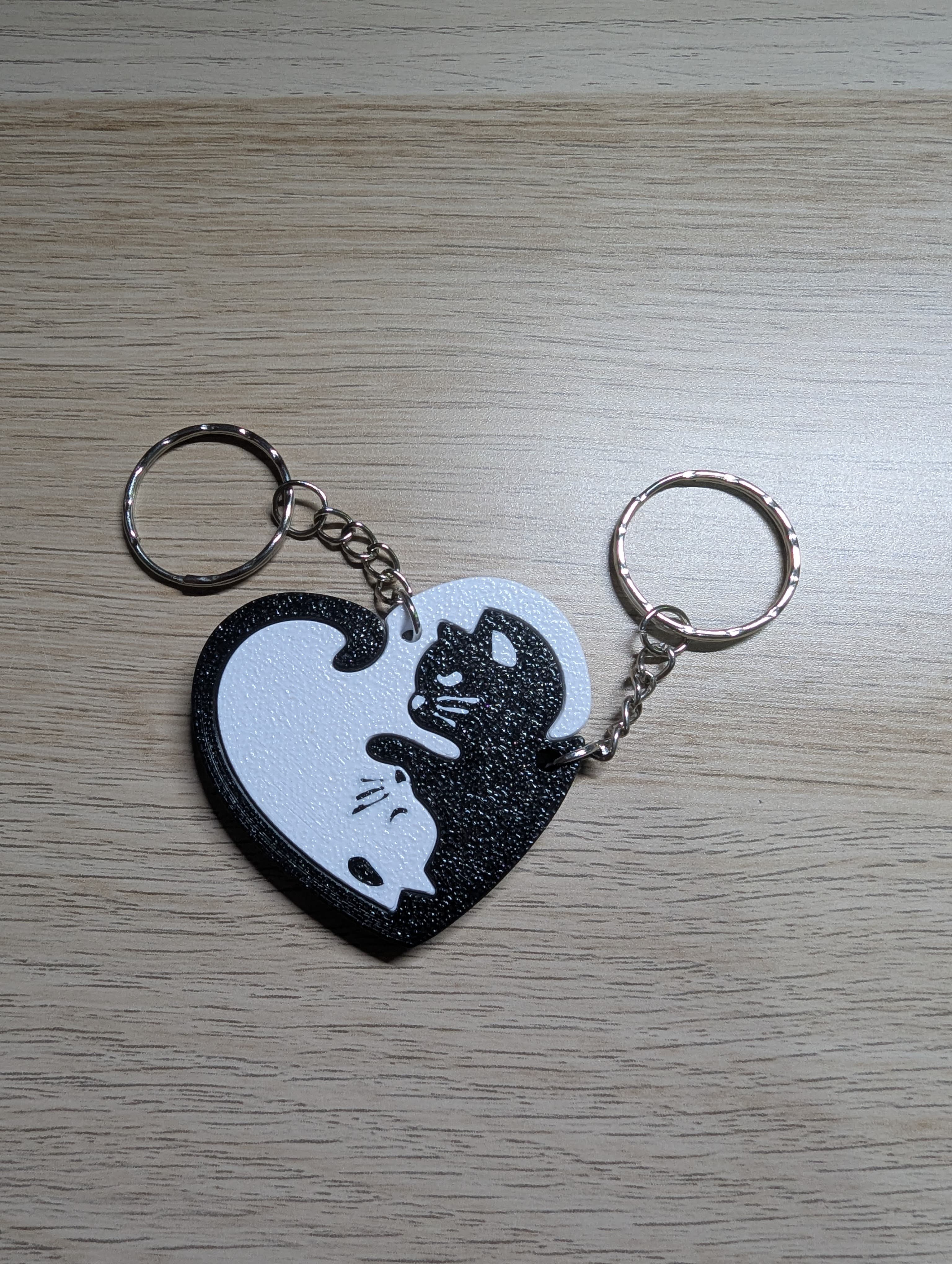 Llavero para compartir - "Corazón de gatos"